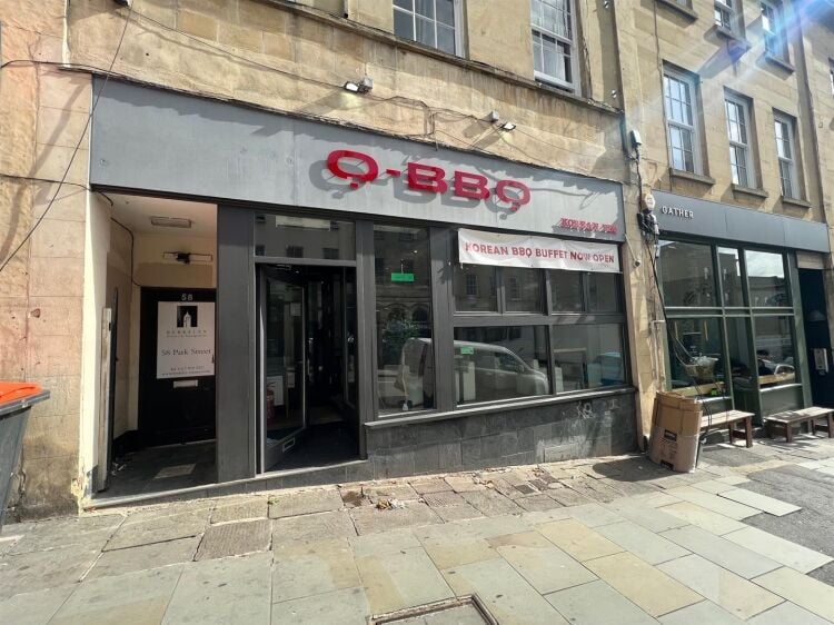 Restaurant for lease on Park Street in Bristol with kitchen, karaoke rooms, and courtyard garden Photo 12