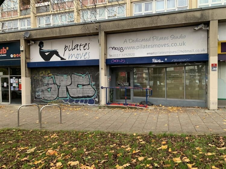 This double fronted retail unit extends to approximately 1,691 sq ft (157 sq m) and offers excellent street presence. the accommodation comprises two Photo 12