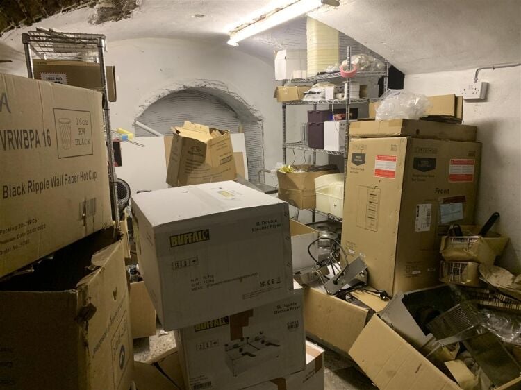 Ground floor restaurant café for sale in Bristol with basement storage and city centre access Photo 12