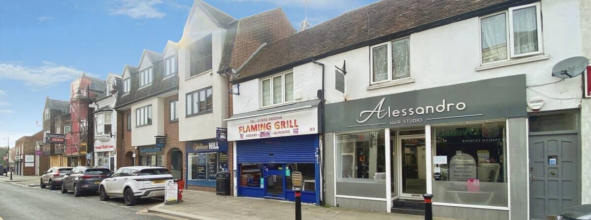 Fully Fitted Hair Salon Premises – Ready to Trade – Busy Chertsey High Street, Surrey Photo 12
