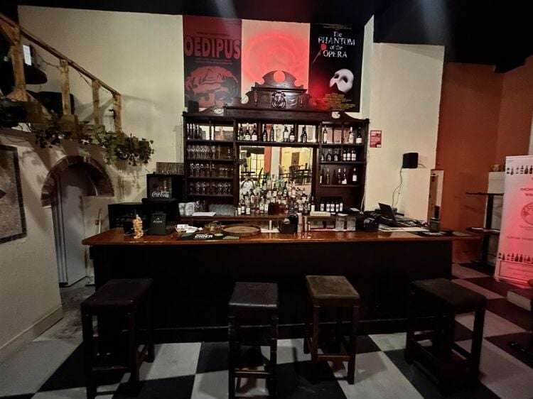 Wine Bar and Restaurant for Sale in Bristol with Annual Lease of £35,000 Photo 12