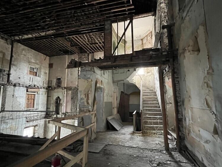Former Snooker Hall in Plymouth Set for Residential and Commercial Transformation - Now for Sale Photo 12