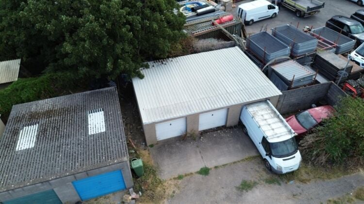 Self-Contained Office Building for Sale in Bristol with Storage Yard and Parking Photo 12