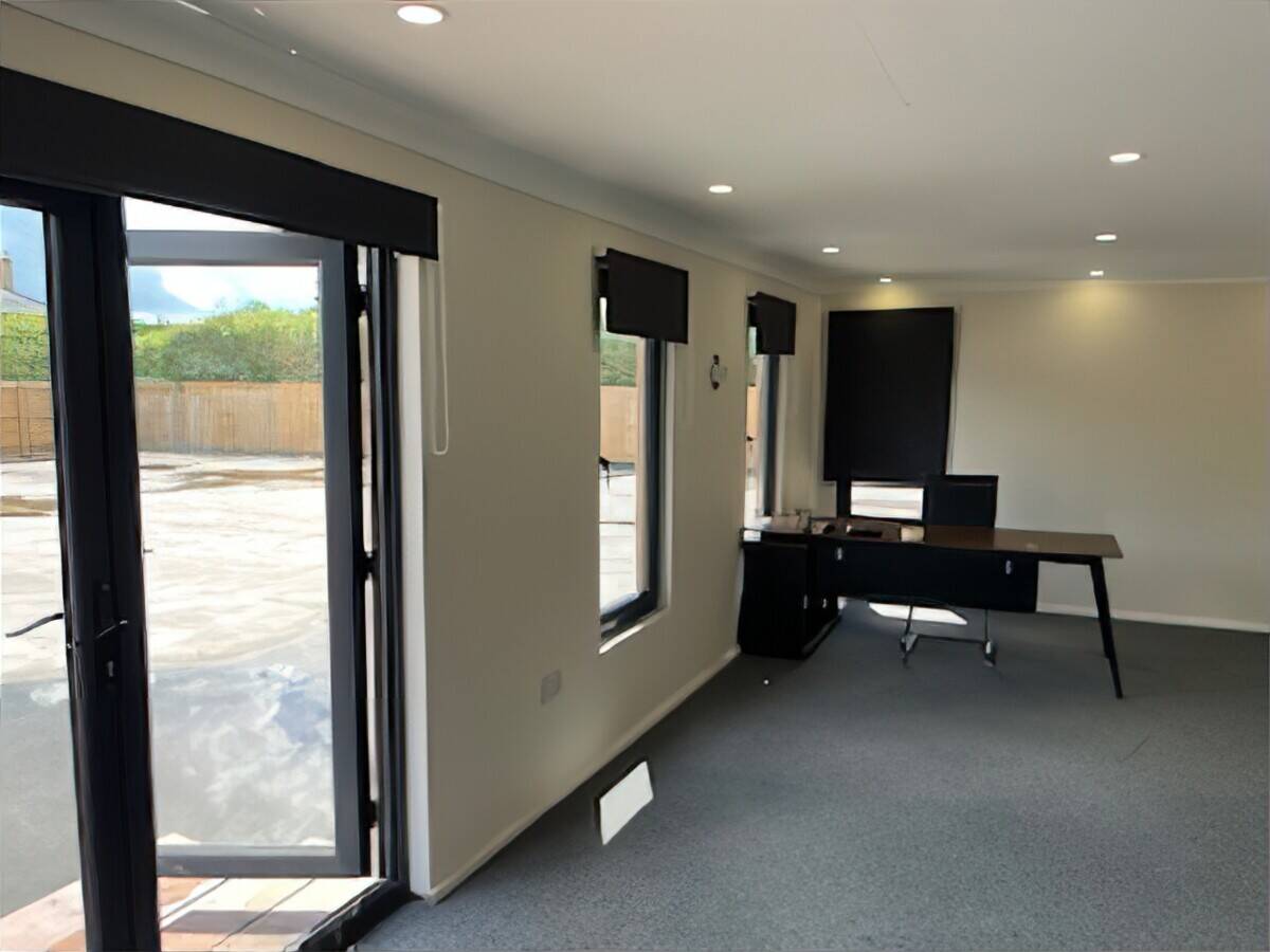 Rent this New, Air-Conditioned Office Block with 30+ Vehicle Parking in Secure Yard in Colchester Es Photo 13