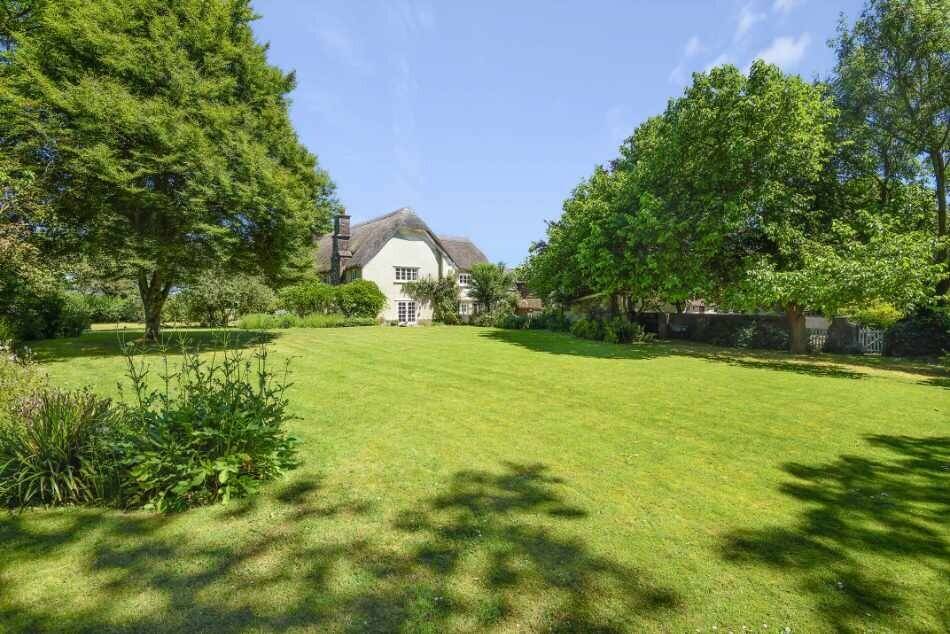 Charming 4BR Farmhouse and 3 Cottages in Tranquil Exeter Devon for Sale Photo 13
