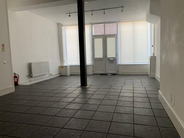 Prime 2-Storey Commercial Property on Gloucester Road, Bristol, Available for Sale Photo 13