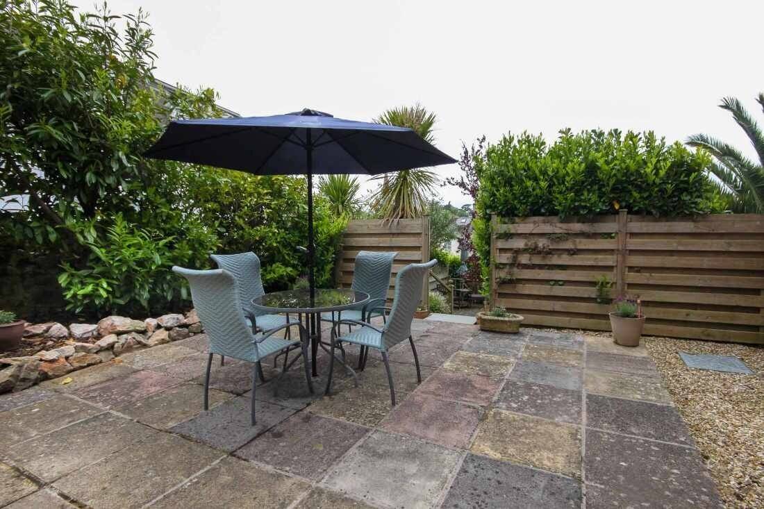 Detached Victorian property for sale in Torquay Devon, previously a guest house. Photo 13