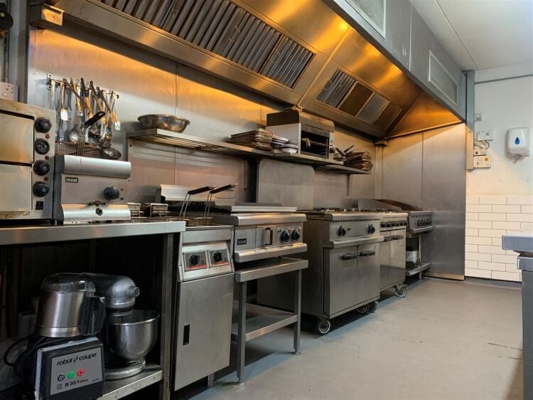Spacious restaurant/bar for sale on North Street in Bedminster, Bristol with 3,100 sq ft available. Photo 13