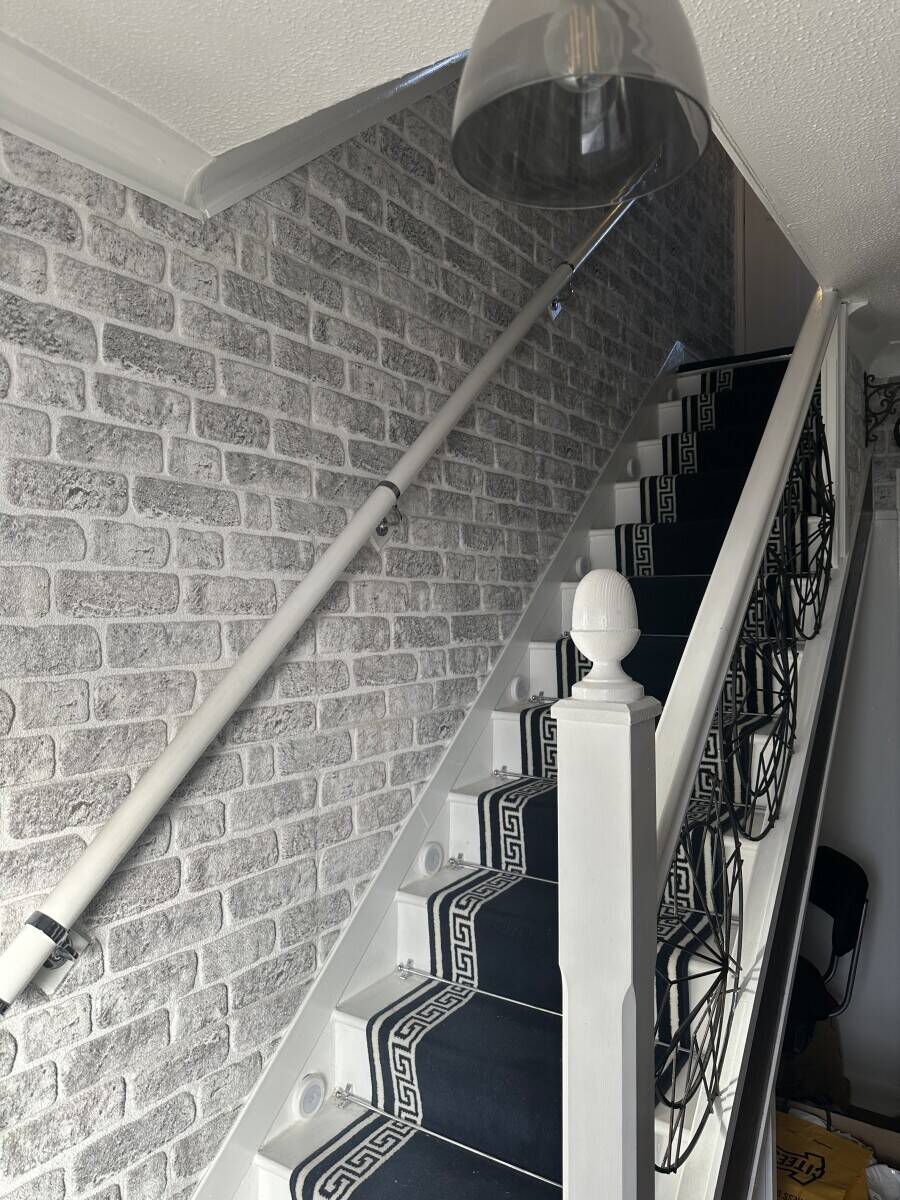 Freehold salon and beauty room with 3 bedroom accommodation in Ashford Kent available for sale Photo 13