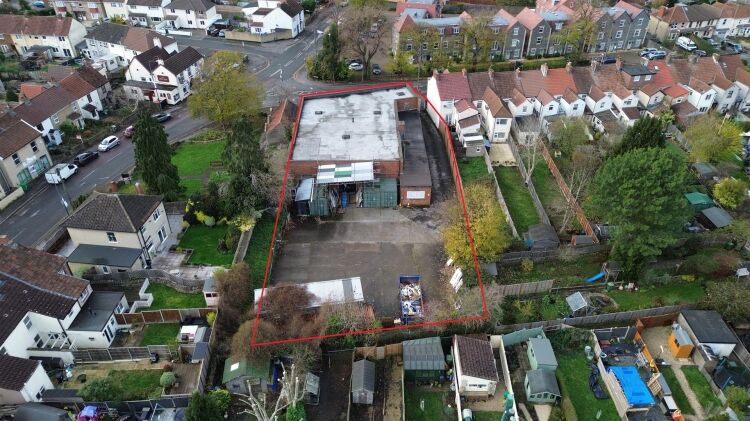 A large showroom of approximately 5,340 ft² with forecourt parking and a large, enclosed yard to the rear. the unit is situated in mangotsfield, Photo 13