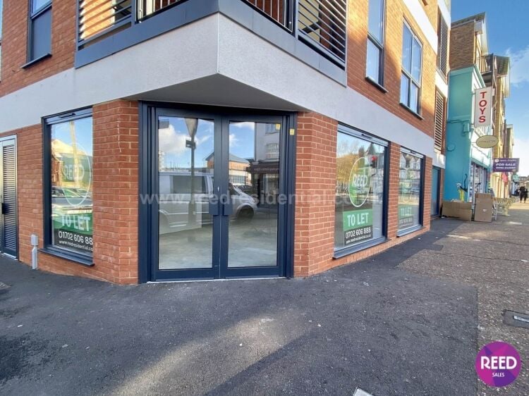 London Road, Westcliff On Sea Photo 13