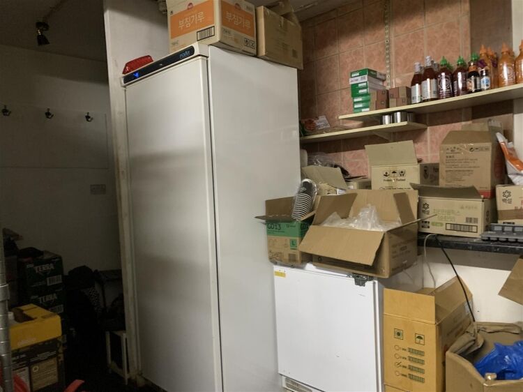Ground floor restaurant café for sale in Bristol with basement storage and city centre access Photo 13