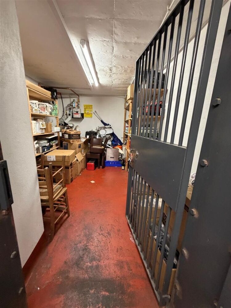 A fully fitted restaurant/bar extending to approximately 1,580 ft² benefiting from a fully equipped commercial kitchen, enclosed rear garden, and Photo 13