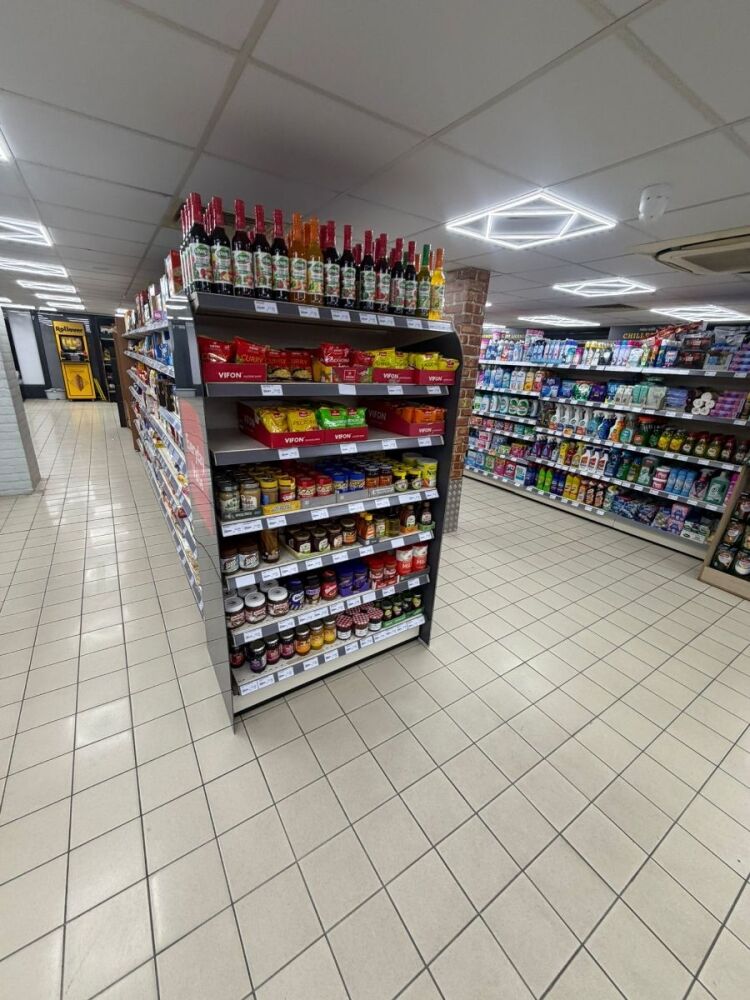 Refurbished Convenience Store for Sale in Poole, Dorset with 2500 sq.ft Retail Area Photo 13