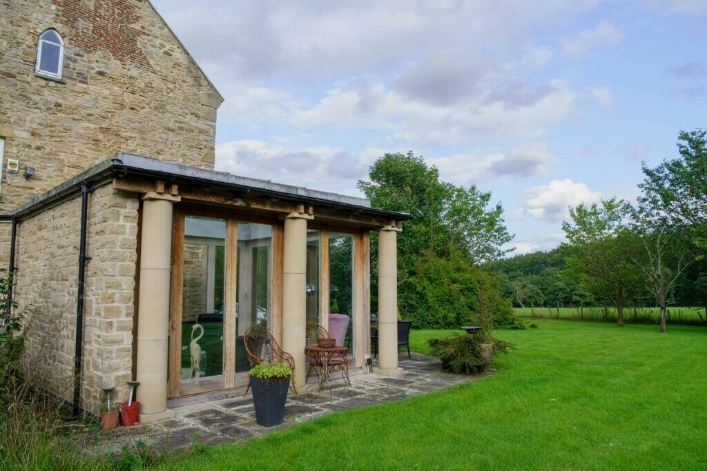Grade II Listed Country House with 6 Bedrooms and 3.5 Acres, Close to Durham City Photo 14