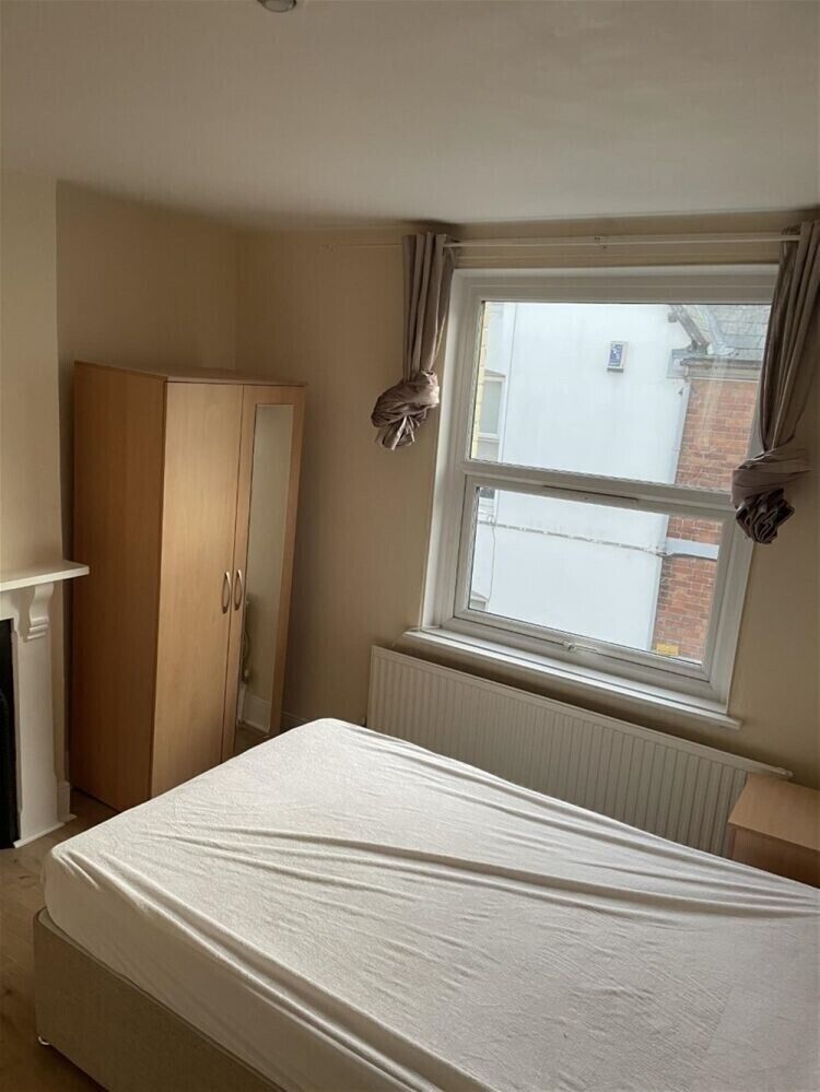 Fully Refurbished 5 Bedroom HMO Property in Barnstaple, Devon with High Rental Potential for Sale Photo 14