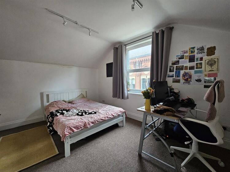 Substantial, Fully Let Mixed-Use Investment Property for Sale in Bristol Photo 14