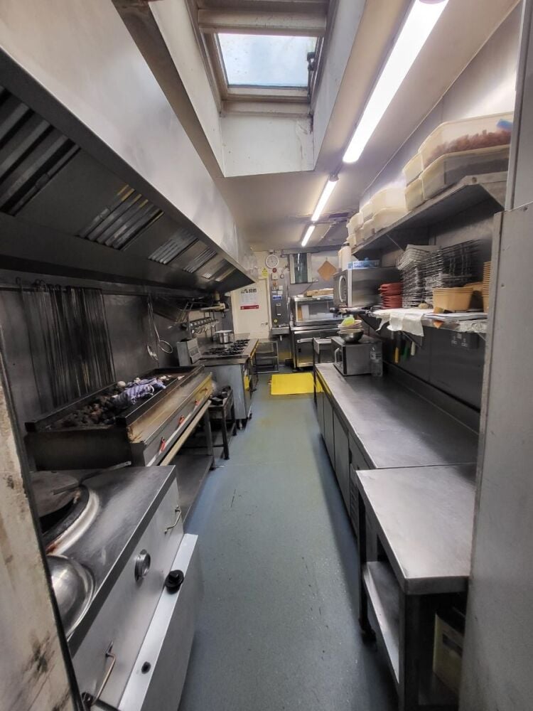 Indian Restaurant Business for Sale in North London Photo 14
