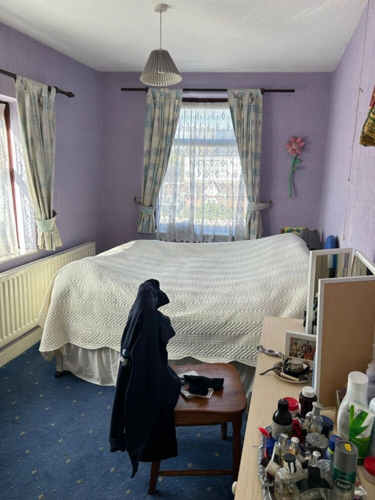 Convenience Store with Residential Space for Sale in Coventry, West Midlands Photo 14