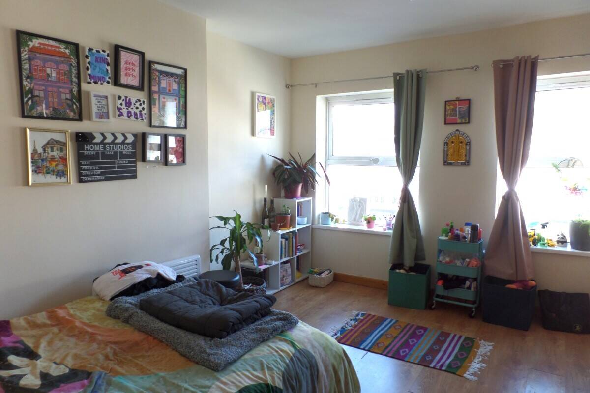Mixed Use Freehold Investment Property for Sale in Cardiff Town Photo 14