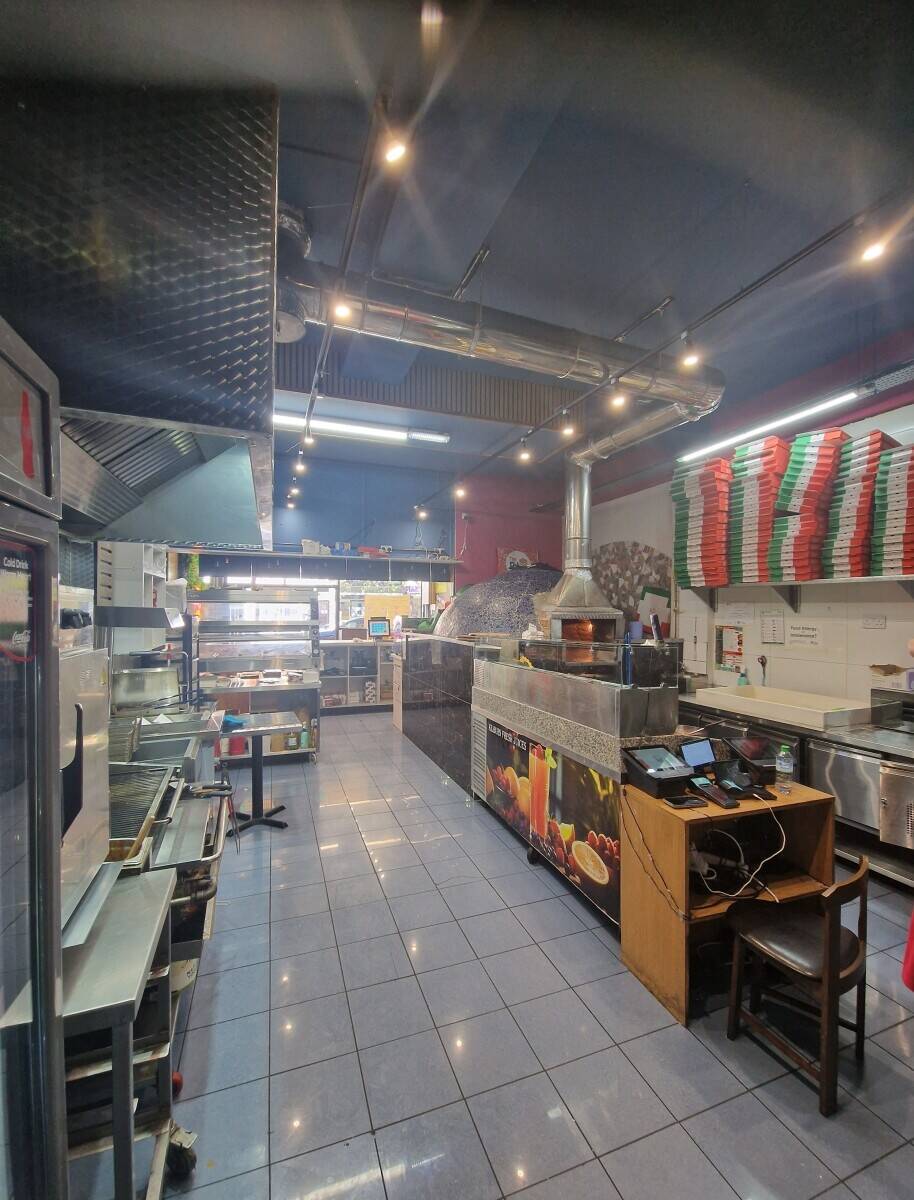 Takeaway Property for Sale on Kilburn High Road, City of London Photo 13