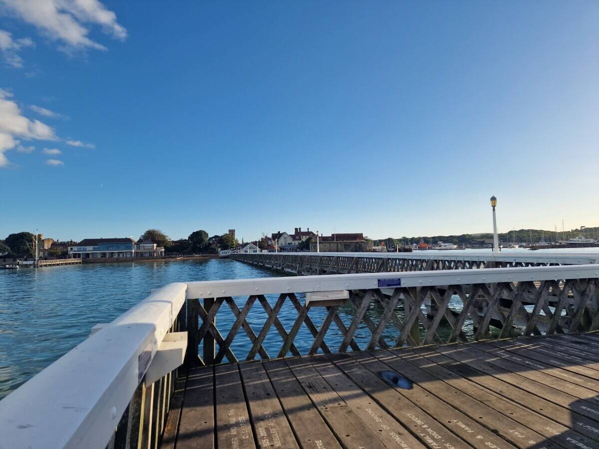 2-Bedroom Holiday Cottage for Sale in Yarmouth, Isle of Wight with Gardens and Parking Photo 14