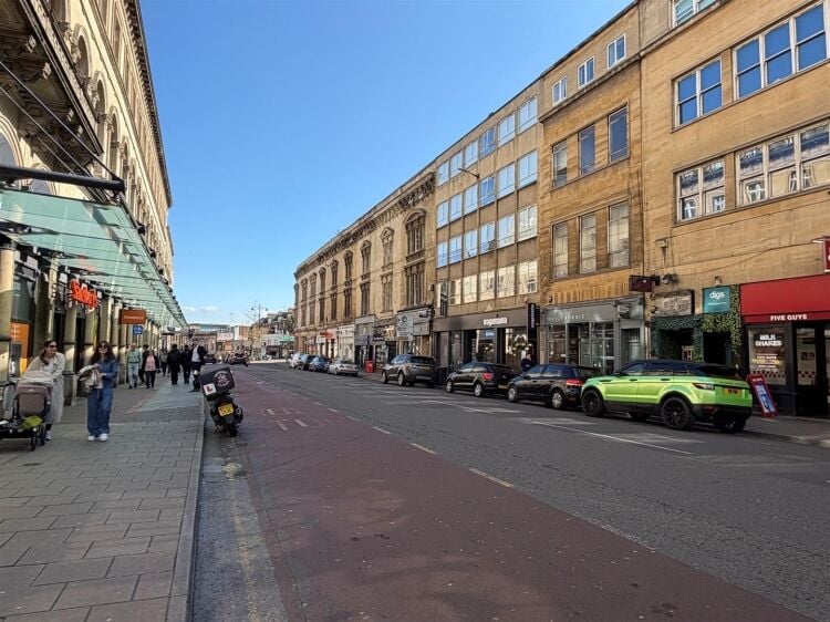 A fully fitted bar of approximately 1,035 ft² with additional basement stores and toilets, and an enclosed rear courtyard garden. the unit was pr Photo 14