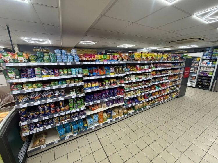 Refurbished Convenience Store for Sale in Poole, Dorset with 2500 sq.ft Retail Area Photo 14