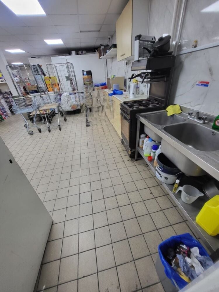 LONG ESTABLISHED CONVENIENCE STORE FOR SALE: OPERATING FOR 43 YEARS IN SOUTHEAST LONDON (REFERENCE CS0800) Photo 14