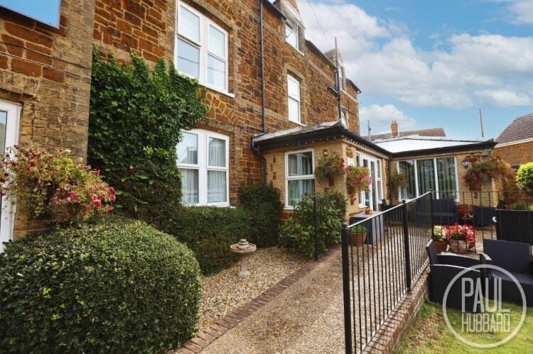 Sea-view Victorian Guesthouse with 9 Bedrooms in North Norfolk Available for Purchase Photo 15