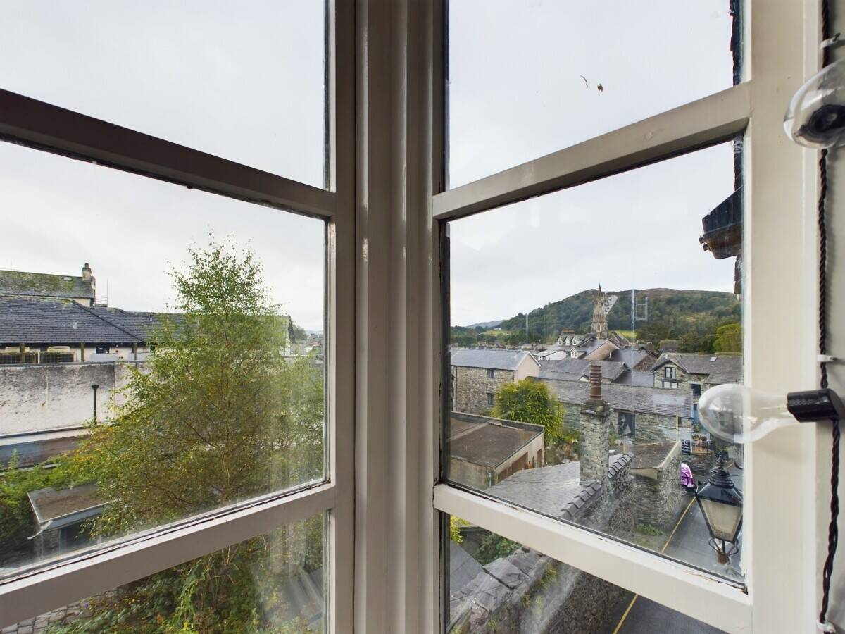 Leasehold Restaurant in the Lake District with High Profit Margins and Excellent Turnover Photo 15