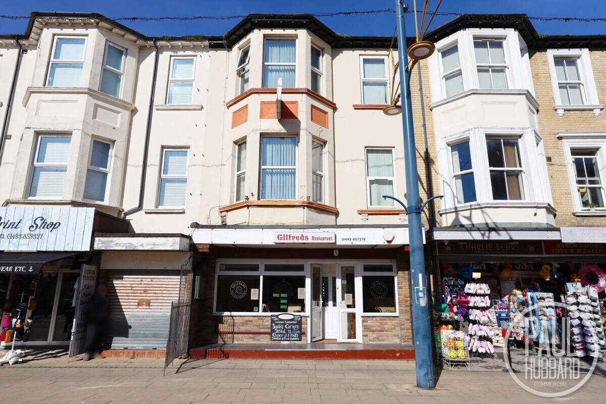 Prime Seaside Restaurant with Expansive 5-Bedroom Residential Accommodation in Great Yarmouth Photo 15