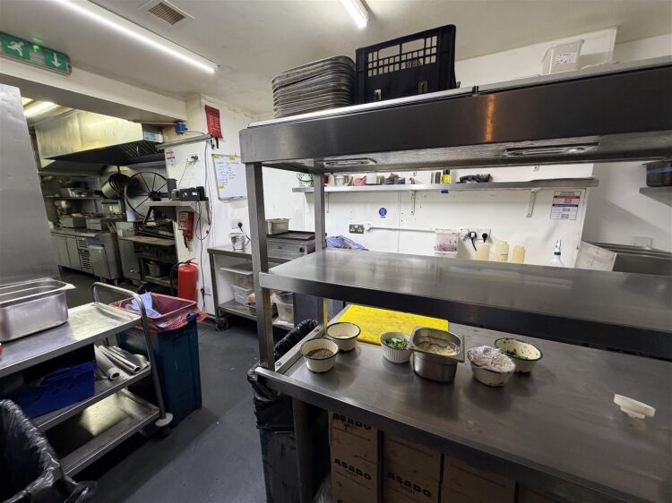 Stylish restaurant with basement in vibrant Colston Street, Bristol, offering 1,392 sq ft of space Photo 15