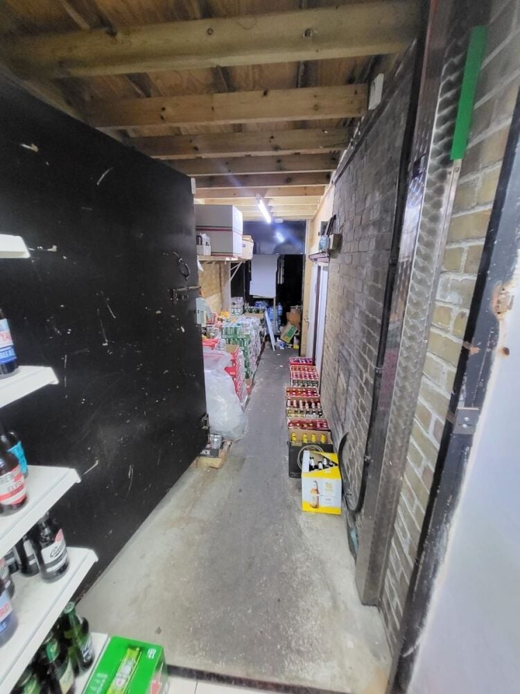 Supermarket and Convenience Store Available in East London Photo 15