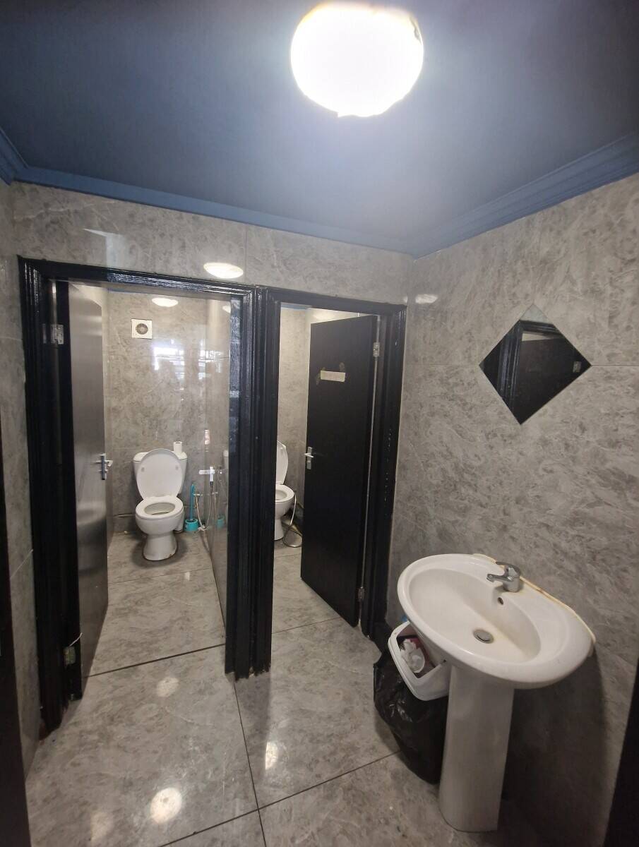 Takeaway Property for Sale on Kilburn High Road, City of London Photo 14
