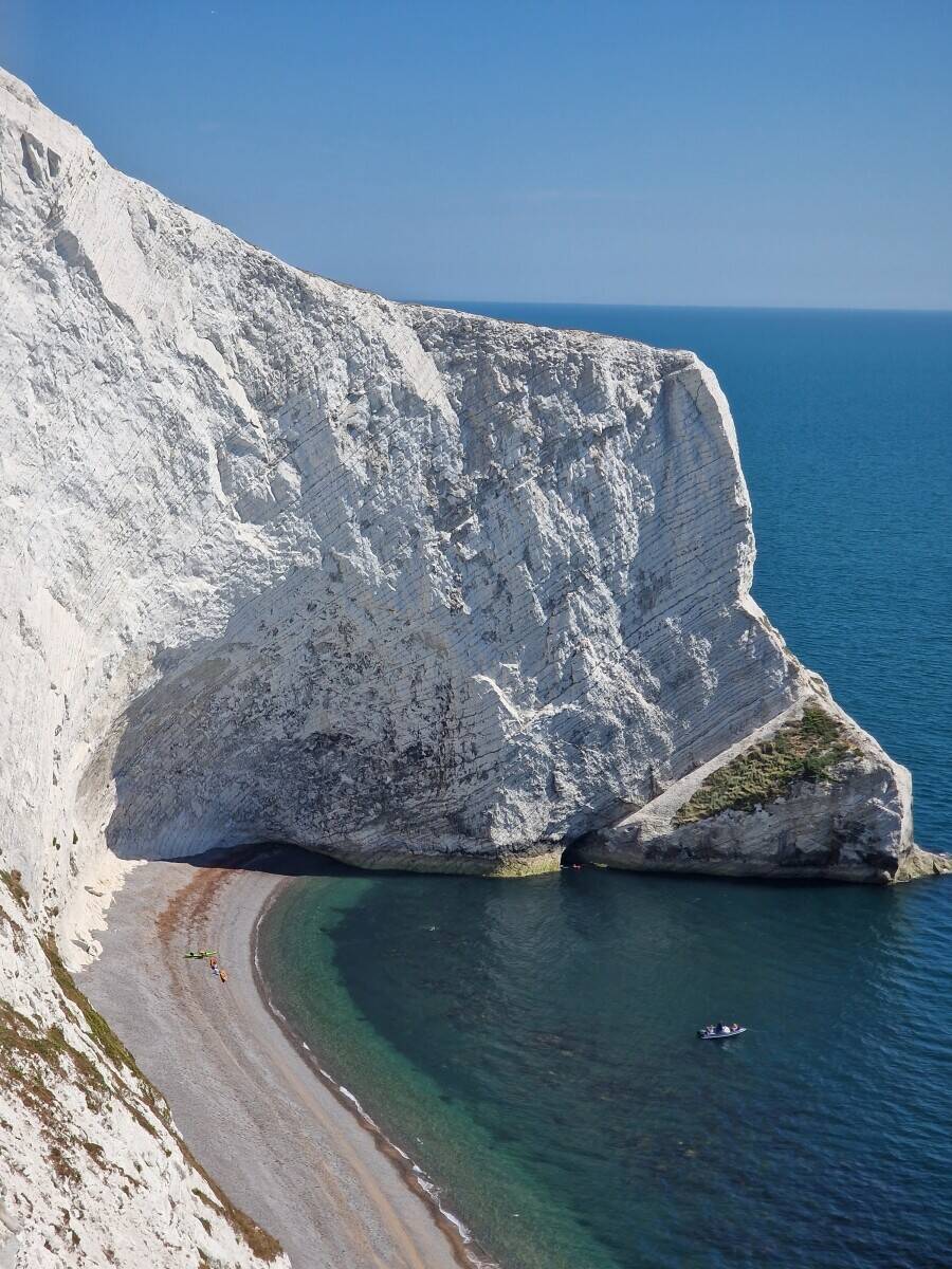 2-Bedroom Holiday Cottage for Sale in Yarmouth, Isle of Wight with Gardens and Parking Photo 15