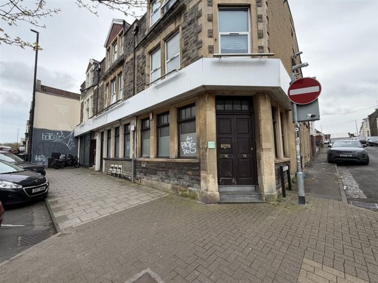 Triple Fronted Former Bank Premises for Sale in Redfield Bristol with 1,545 Sq Ft of Space Photo 15