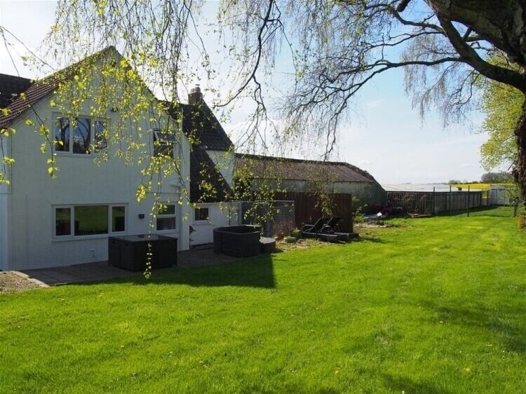 Outstanding Residence & Kennel Business Opportunity in Ferryhill County Durham Photo 15