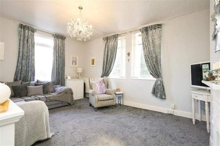 Prime Leeds Investment Property with Mixed Use Tenants for Sale Photo 2