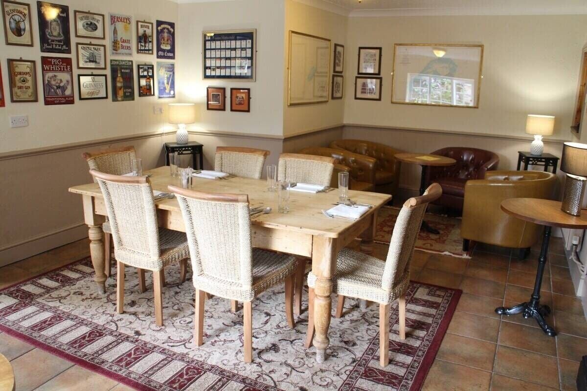 Monmouthshire Award-Winning Pub & Dining Venue with Accommodation and Gardens for Sale Photo 2
