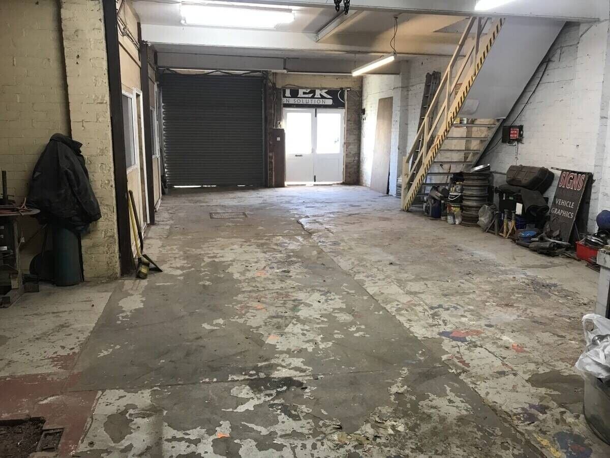 Spacious Two-Story Garage/Workshop Freehold in Central Darlington for Sale Photo 2