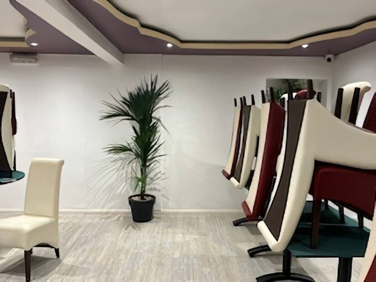 First Floor Office Space Available for Let in Wolverhampton, Perfect for All Business Types Photo 2