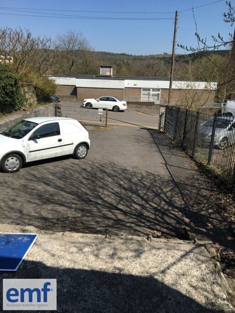 Prime Commercial Property in Tredegar with A1/A3 License, Ample Space & Parking Photo 2