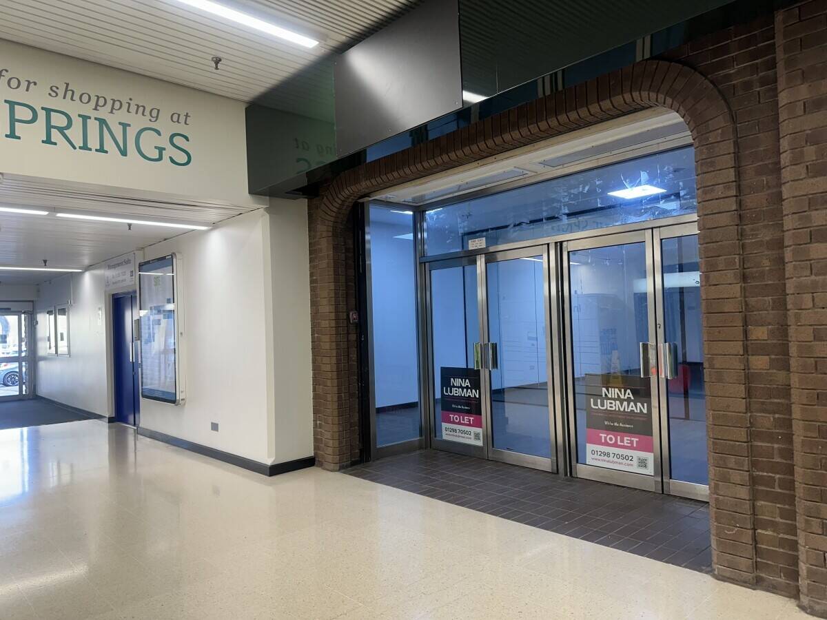 THIS IS NOT JUST ANY RETAIL UNIT... in the spa town of Buxton, High Peak, Derbyshire Photo 1