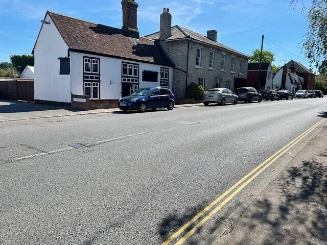 Spacious Mixed-Use Commercial Property in Great Baddow Essex Photo 2