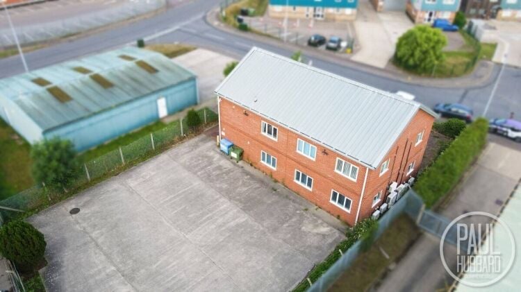 Prime Two-Storey Office Property in Thriving Industrial Estate, Great Yarmouth, Norfolk Photo 2