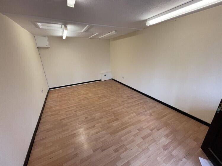Prominent Retail Premises at Trago Mills To Let For Sale in Newton Abbot Photo 2