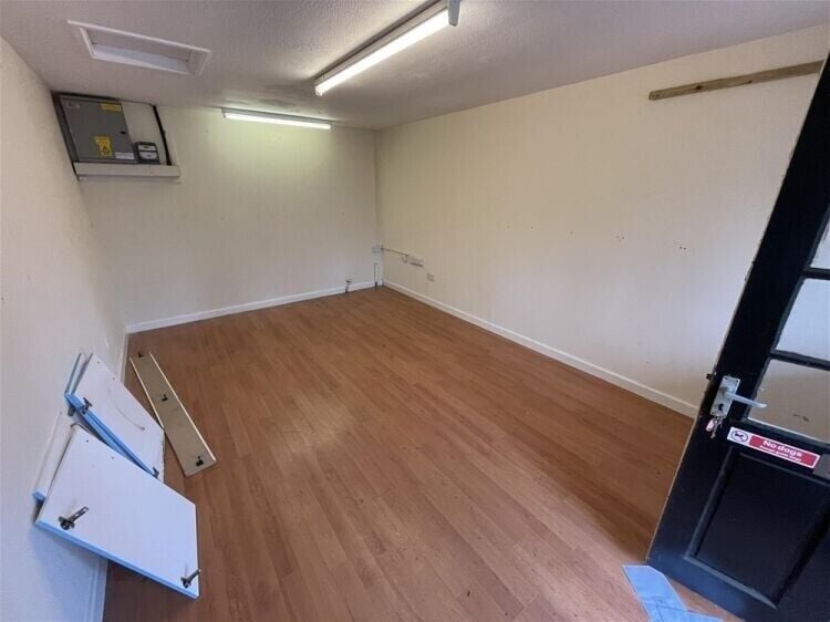 Prominent Retail Premises at Trago Mills To Let For Sale in Newton Abbot Photo 2