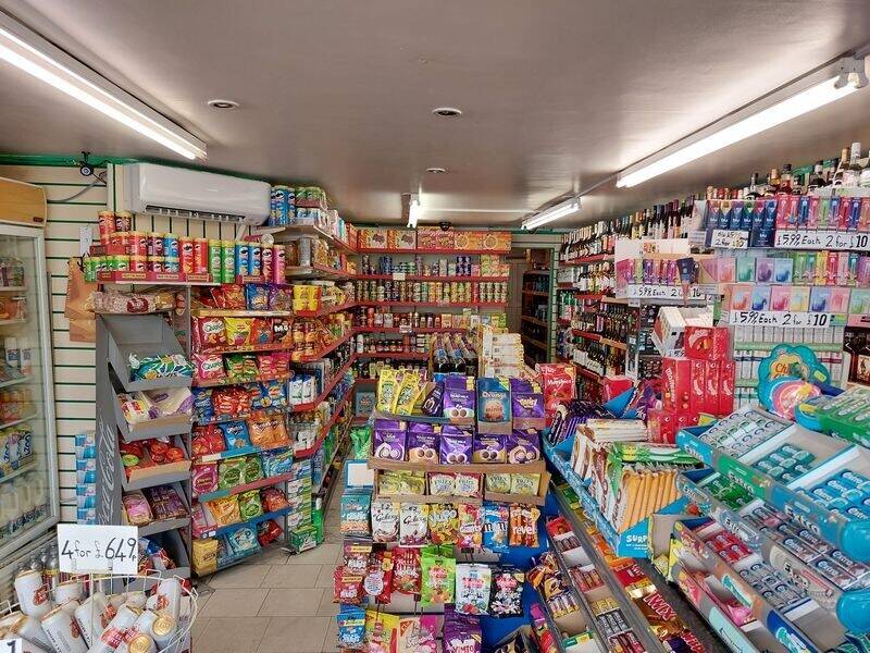 Prime Retail Investment Property For Sale, Near University in Historic York Photo 2