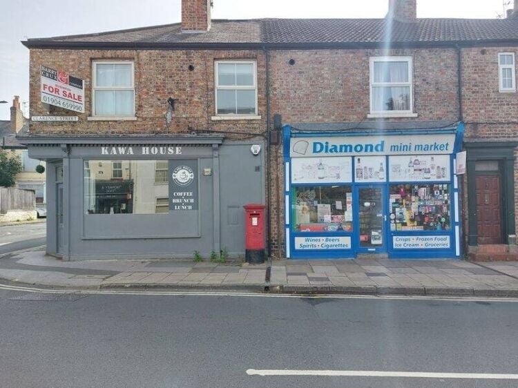 Prime Cafe Investment Opportunity on Clarence Street, York Photo 2